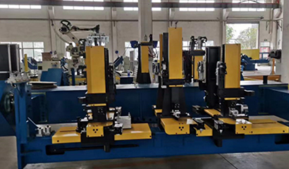 自動化機器人焊接生產(chǎn)線